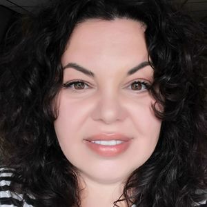 Meet your Posher, Denice